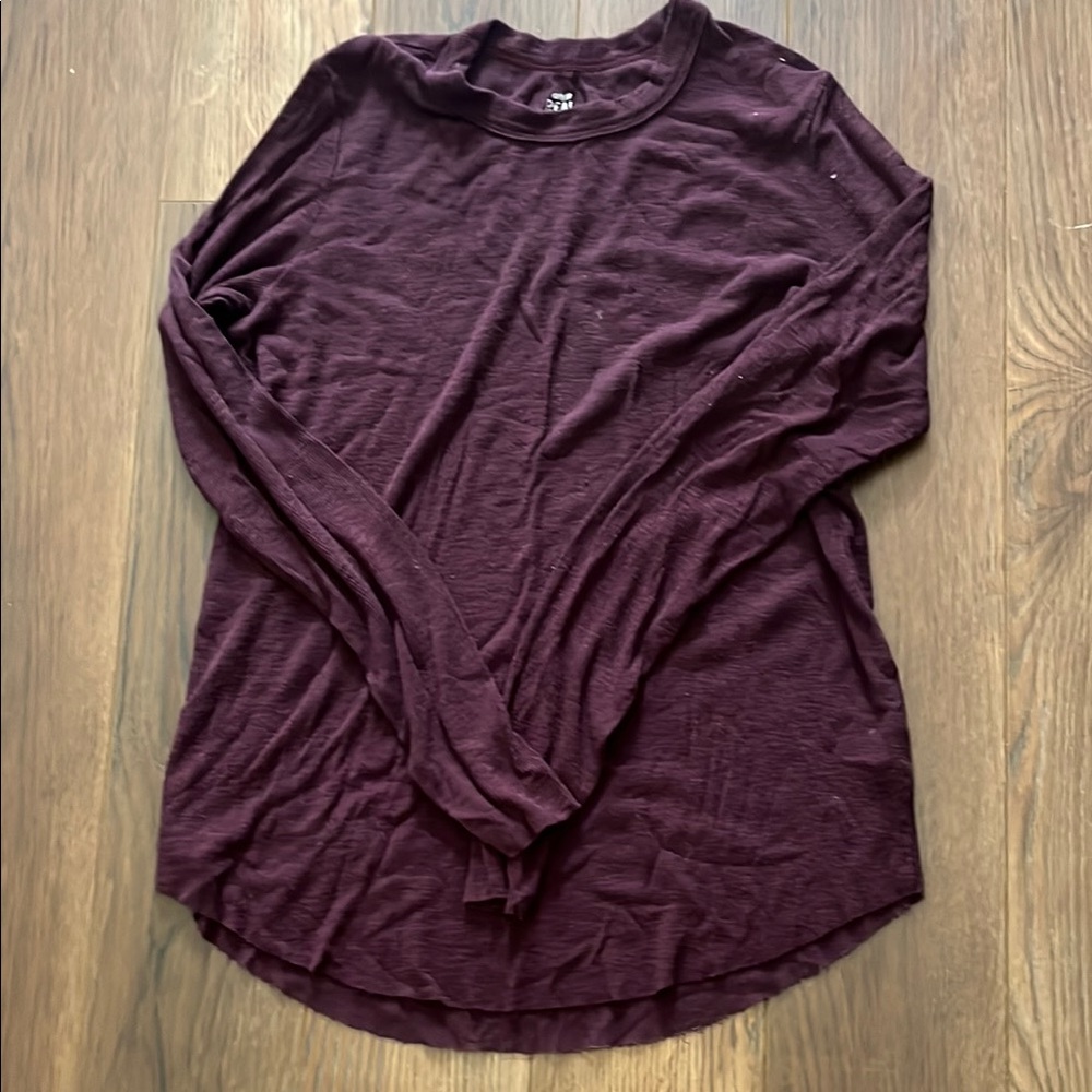 Women's Burgundy Long Sleeve Top
